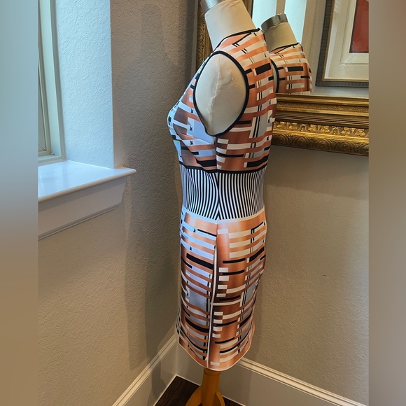 Clover Canyon Neoprene Digital Print Sheath Dress Medium Excellent Condition - Picture 5 of 15